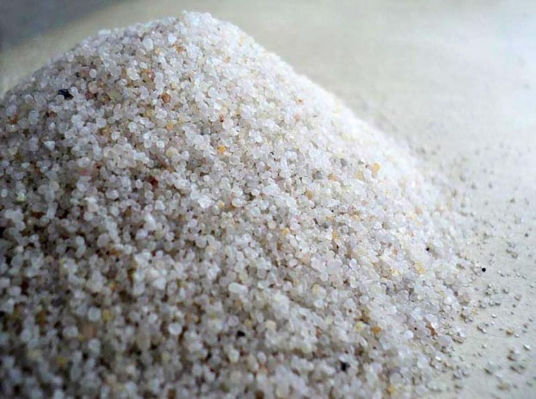 natural silica sand banner