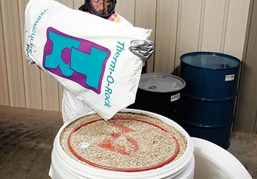 vermiculite loose absorbent